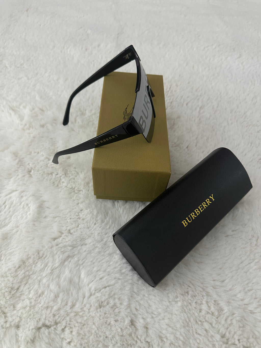 Lunette Burberry