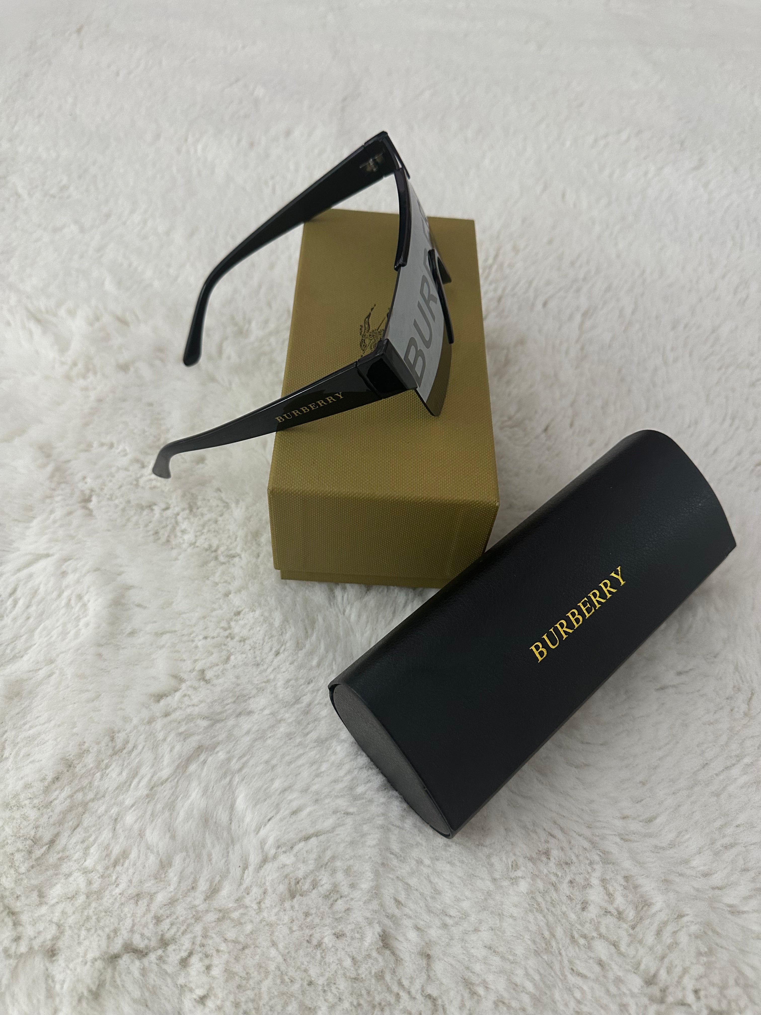 Lunette Burberry